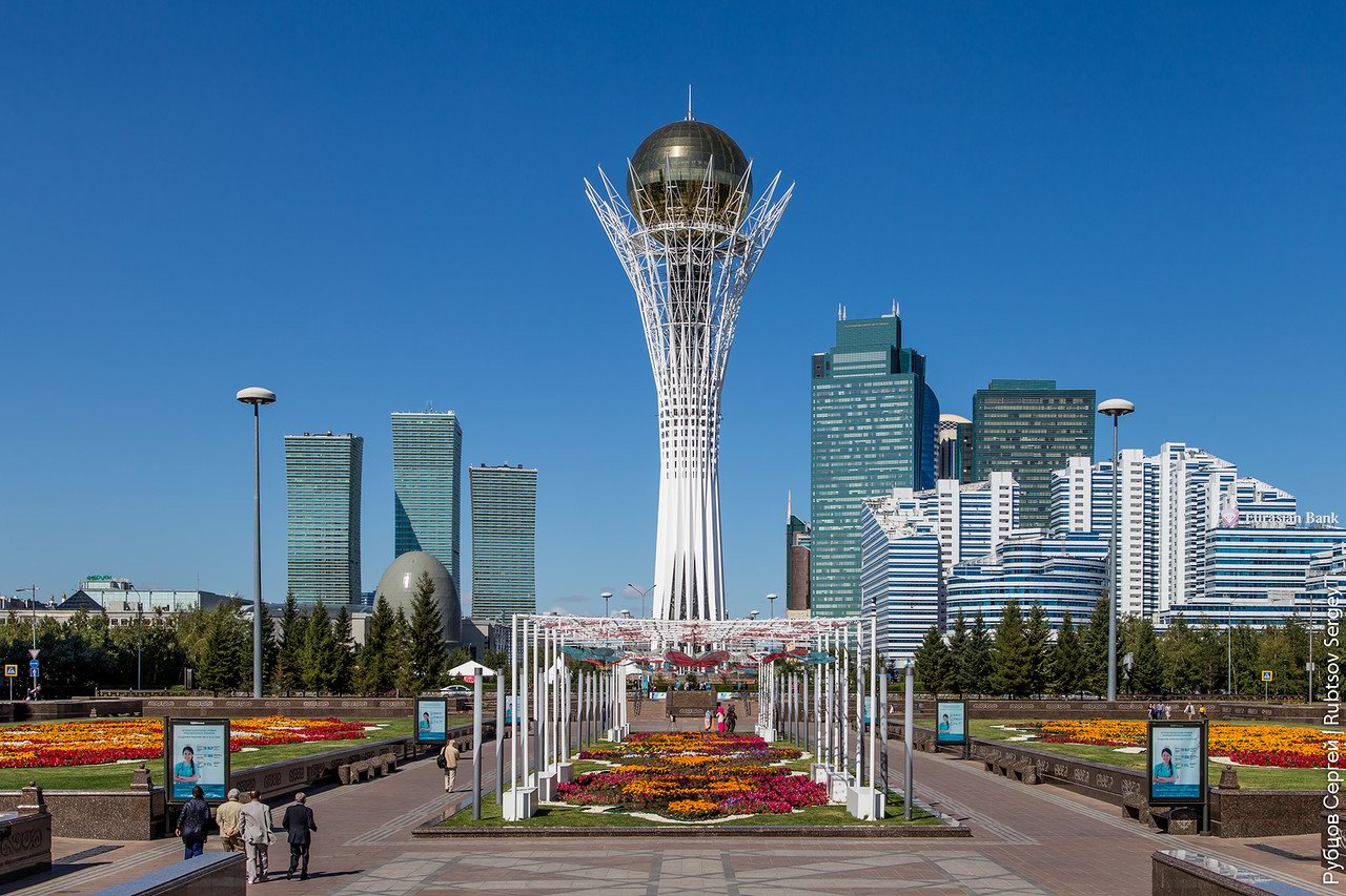 https://mdw-travel-data-us-east-1.s3.amazonaws.com/img/country/Malaysia/Historical-Astana/img_01.jpg