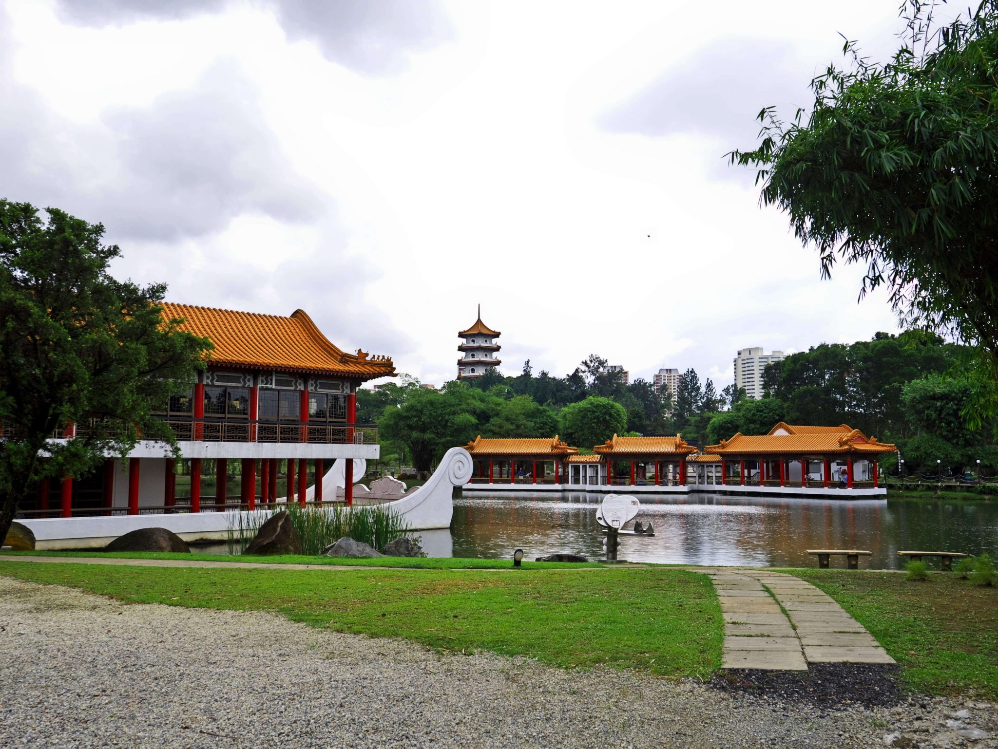 https://mdw-travel-data-us-east-1.s3.amazonaws.com/img/country/Malaysia/Japanese-Garden-S2-Height-Seremban-2/img_00.jpg