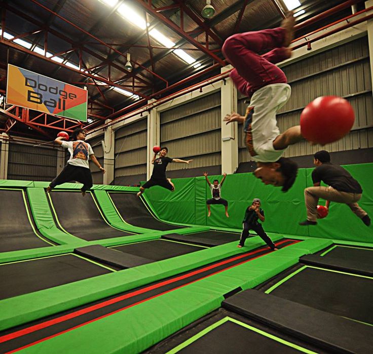 https://mdw-travel-data-us-east-1.s3.amazonaws.com/img/country/Malaysia/Jump-Street-Trampoline-Park/img_01.jpg
