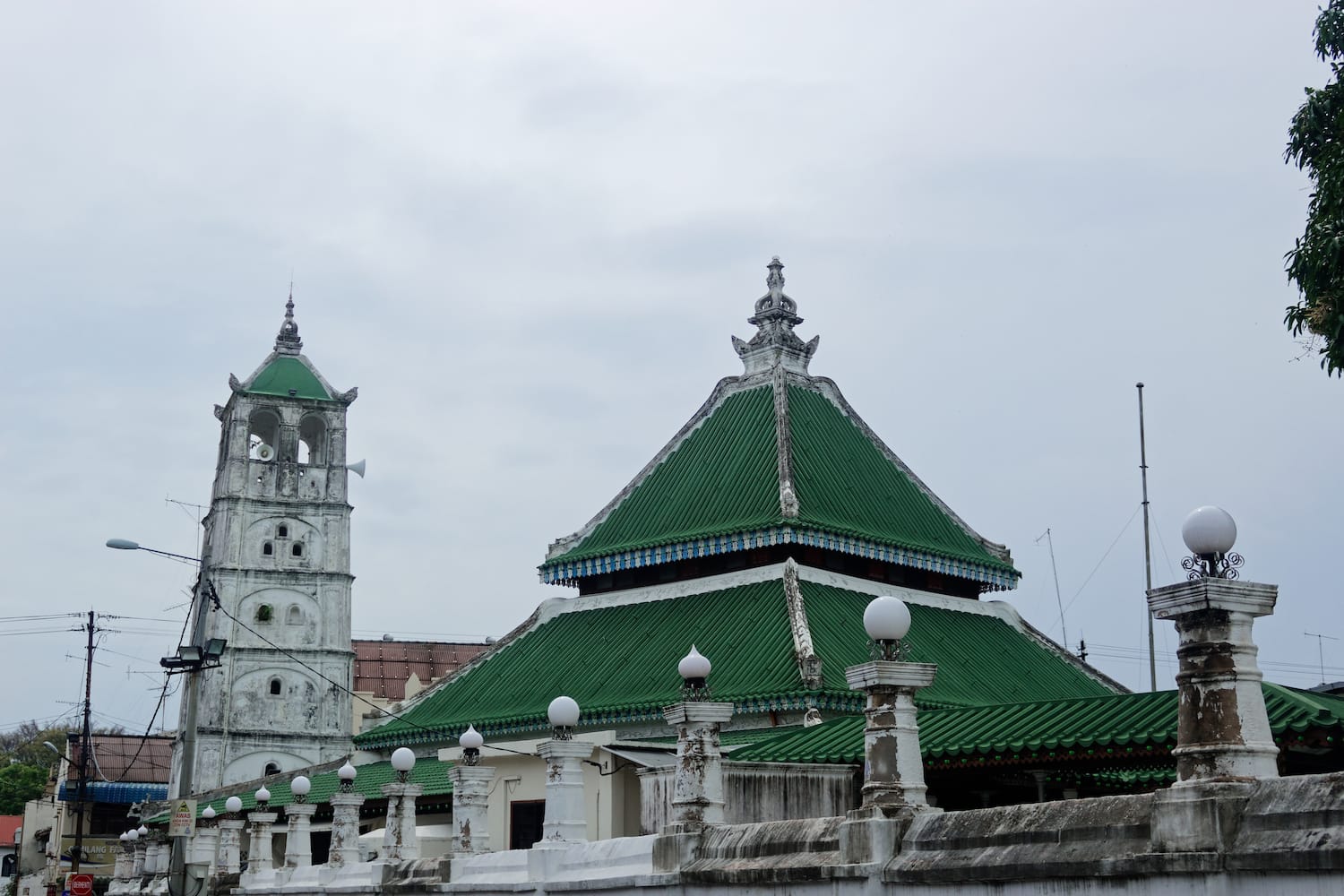 https://mdw-travel-data-us-east-1.s3.amazonaws.com/img/country/Malaysia/Kampung-Kling-Mosque/img_02.jpg
