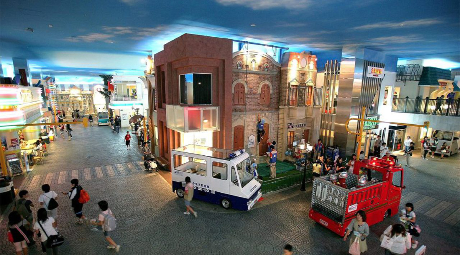 https://mdw-travel-data-us-east-1.s3.amazonaws.com/img/country/Malaysia/KidZania-Kuala-Lumpur/img_01.jpg