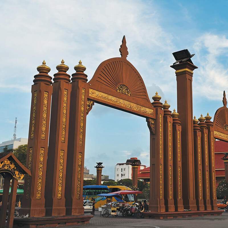 https://mdw-travel-data-us-east-1.s3.amazonaws.com/img/country/Malaysia/Kota-Bharu-City-Centre/img_01.jpg