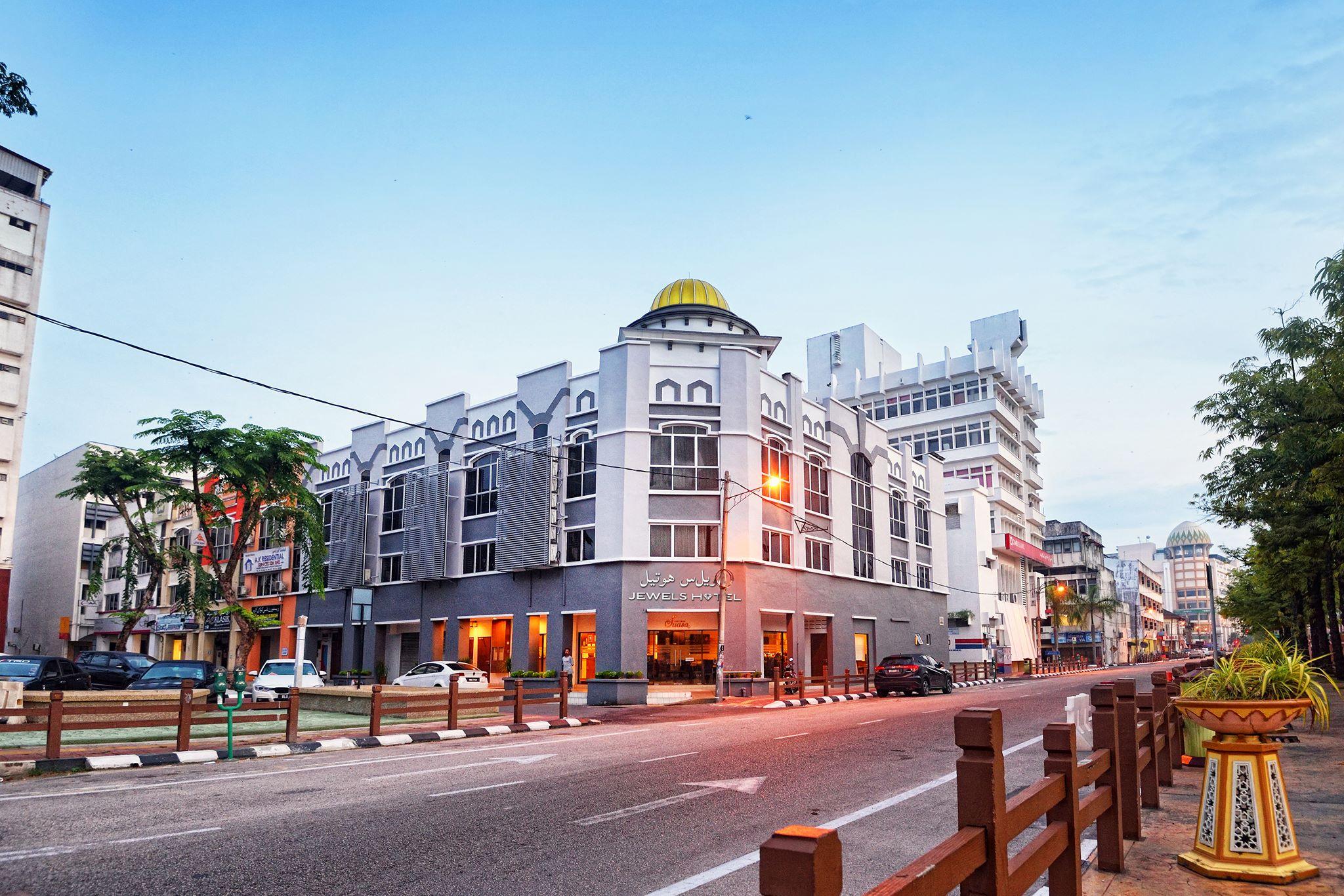 https://mdw-travel-data-us-east-1.s3.amazonaws.com/img/country/Malaysia/Kota-Bharu-Trade-Centre-KBTC/img_00.jpg