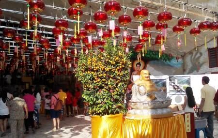 https://mdw-travel-data-us-east-1.s3.amazonaws.com/img/country/Malaysia/Kwan-Yin-Tong-Temple/img_01.jpg