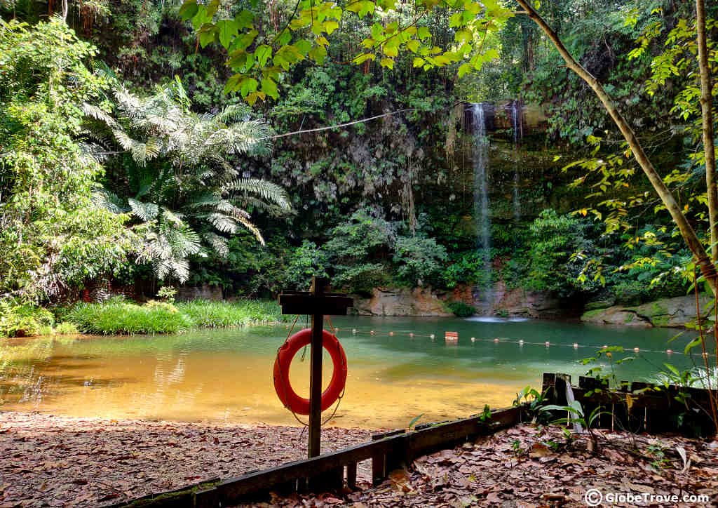 https://mdw-travel-data-us-east-1.s3.amazonaws.com/img/country/Malaysia/Lambir-Hills-National-Park/img_05.jpg