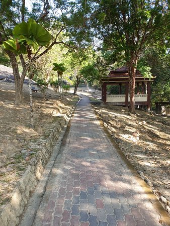 https://mdw-travel-data-us-east-1.s3.amazonaws.com/img/country/Malaysia/Lembah-Bujang-Archaeological-Museum/img_01.jpg