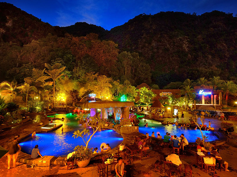https://mdw-travel-data-us-east-1.s3.amazonaws.com/img/country/Malaysia/Lost-World-of-Tambun/img_00.jpg