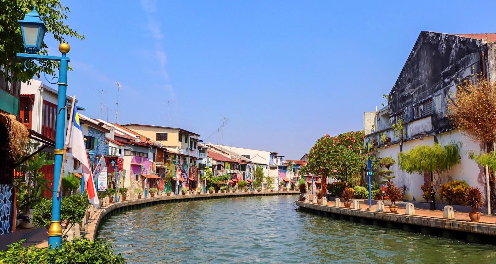 https://mdw-travel-data-us-east-1.s3.amazonaws.com/img/country/Malaysia/Malacca-Zoo/img_02.jpg