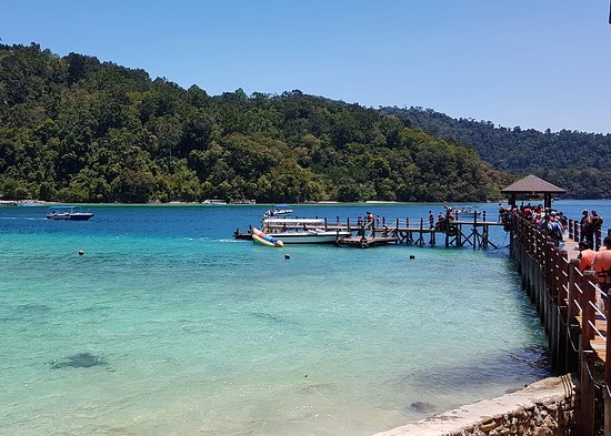 https://mdw-travel-data-us-east-1.s3.amazonaws.com/img/country/Malaysia/Mamutik-Island/img_03.jpg