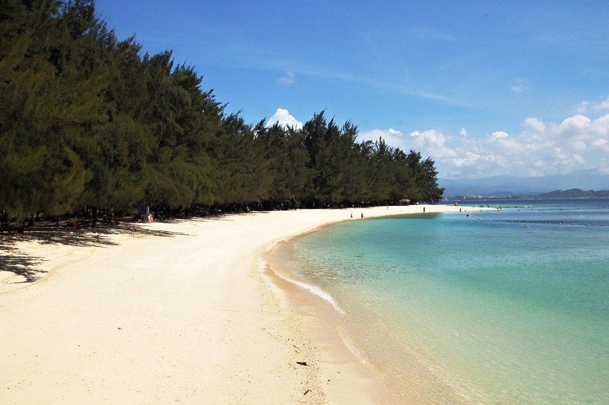 https://mdw-travel-data-us-east-1.s3.amazonaws.com/img/country/Malaysia/Manukan-Island/img_00.jpg