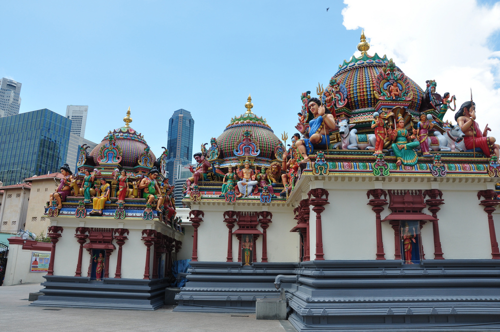 https://mdw-travel-data-us-east-1.s3.amazonaws.com/img/country/Malaysia/Mariamman-Temple/img_01.jpg