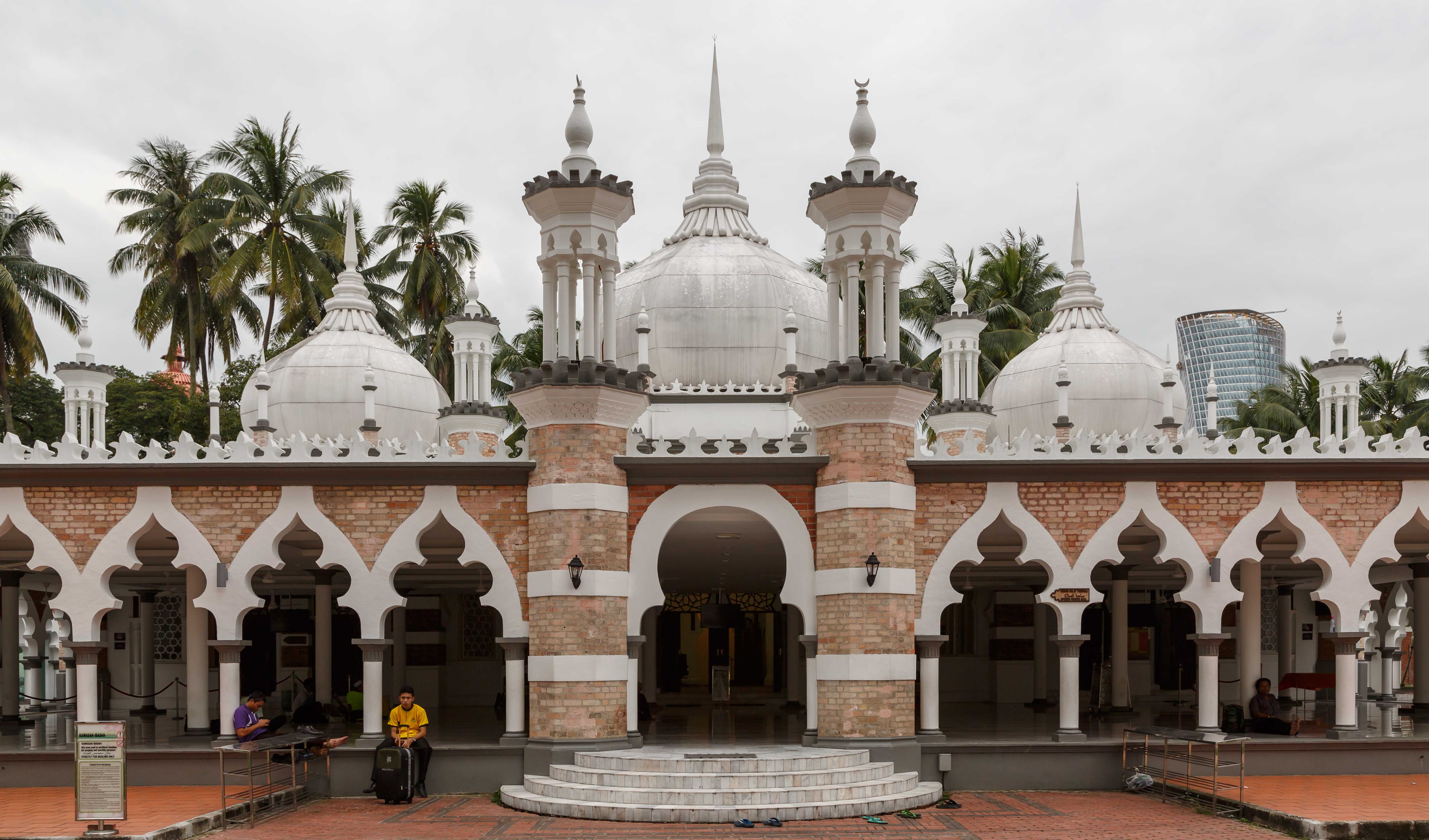 https://mdw-travel-data-us-east-1.s3.amazonaws.com/img/country/Malaysia/Masjid-India/img_01.jpg