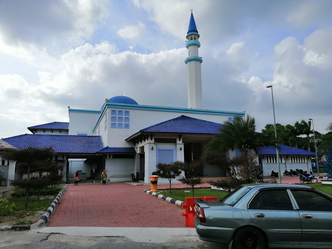 https://mdw-travel-data-us-east-1.s3.amazonaws.com/img/country/Malaysia/Masjid-Jamek-Bandar-Dato-Onn/img_01.jpg
