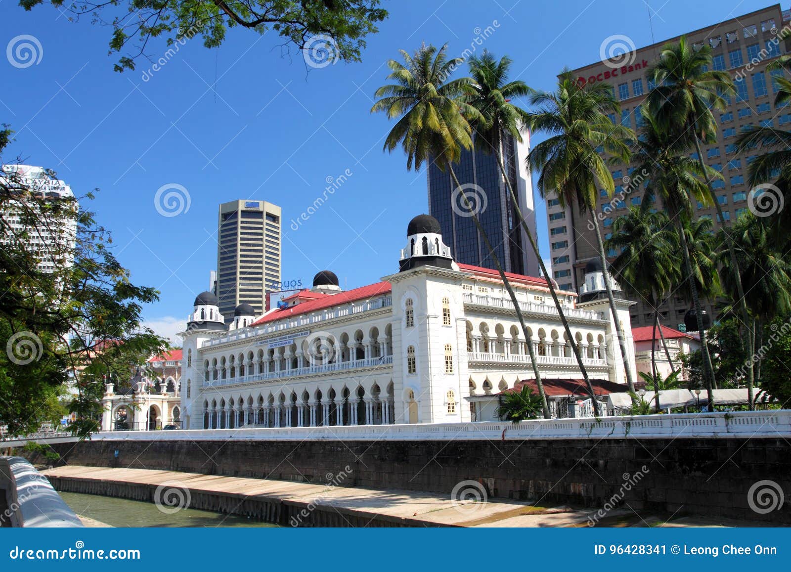 https://mdw-travel-data-us-east-1.s3.amazonaws.com/img/country/Malaysia/Masjid-Jamek-Bandar-Dato-Onn/img_03.jpg