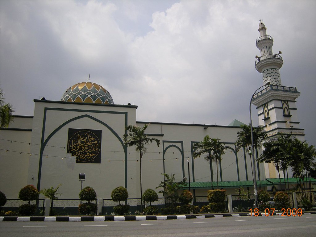 https://mdw-travel-data-us-east-1.s3.amazonaws.com/img/country/Malaysia/Masjid-Jamek-Bandar-Dato-Onn/img_04.jpg