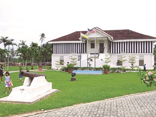 https://mdw-travel-data-us-east-1.s3.amazonaws.com/img/country/Malaysia/Matang-Museum/img_01.jpg