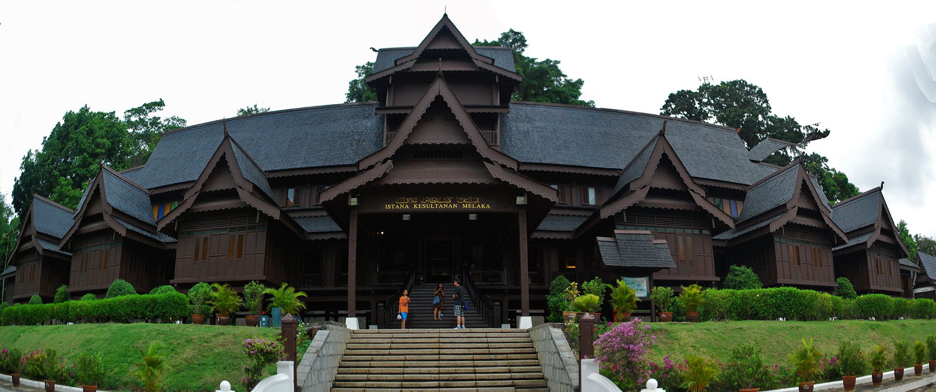 https://mdw-travel-data-us-east-1.s3.amazonaws.com/img/country/Malaysia/Melaka-Sultanate-Palace-Museum/img_02.jpg