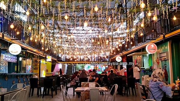 https://mdw-travel-data-us-east-1.s3.amazonaws.com/img/country/Malaysia/Miri-City-Food-Court/img_02.jpg