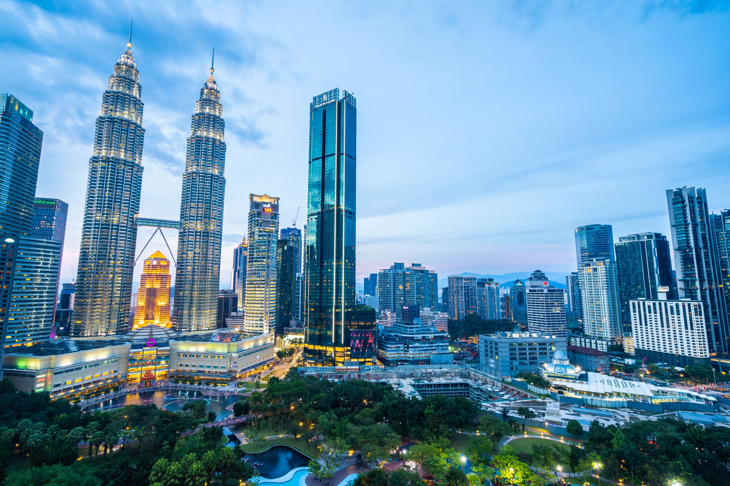 https://mdw-travel-data-us-east-1.s3.amazonaws.com/img/country/Malaysia/Miriams-Pau/img_02.jpg