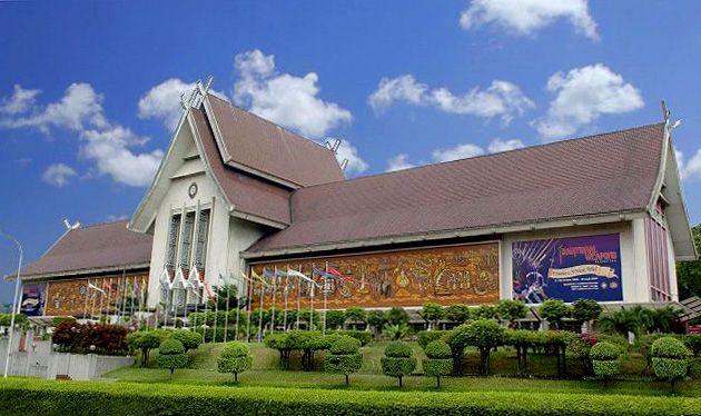 https://mdw-travel-data-us-east-1.s3.amazonaws.com/img/country/Malaysia/National-Museum-of-Malaysia/img_01.jpg