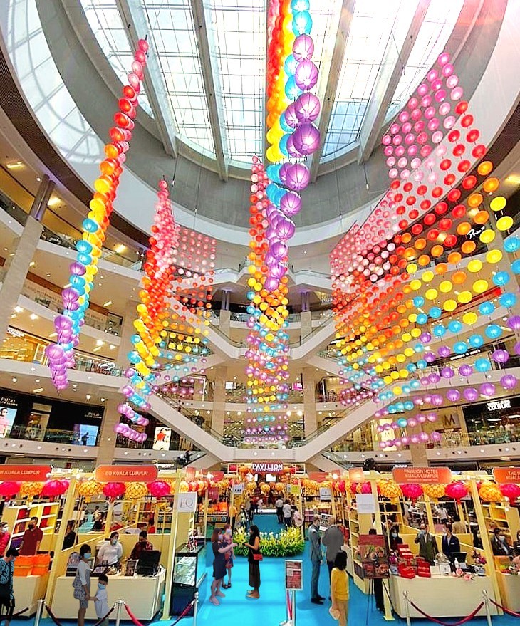 https://mdw-travel-data-us-east-1.s3.amazonaws.com/img/country/Malaysia/Pavilion-Kuala-Lumpur/img_01.jpg