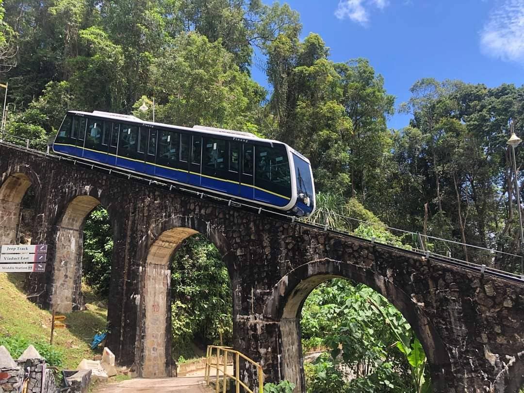 https://mdw-travel-data-us-east-1.s3.amazonaws.com/img/country/Malaysia/Penang-Hill-Funicular-Railway/img_03.jpg