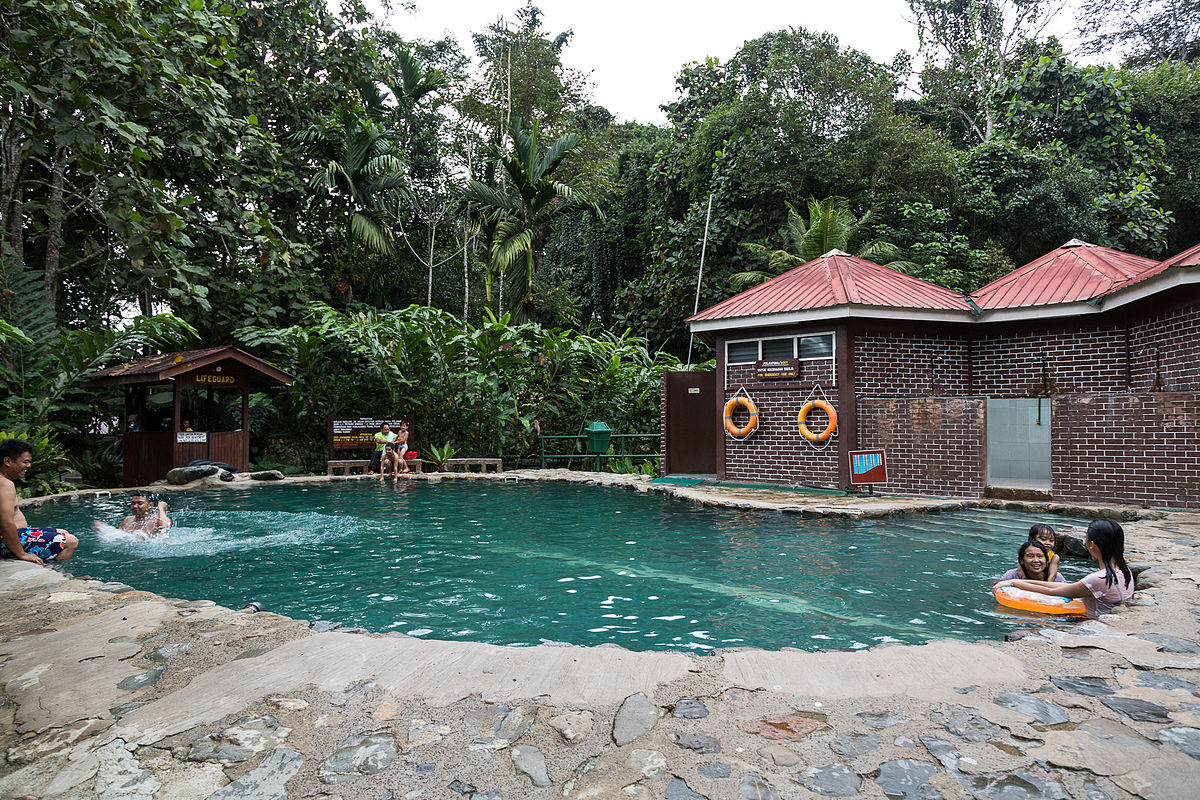 https://mdw-travel-data-us-east-1.s3.amazonaws.com/img/country/Malaysia/Poring-Hot-Springs/img_02.jpg