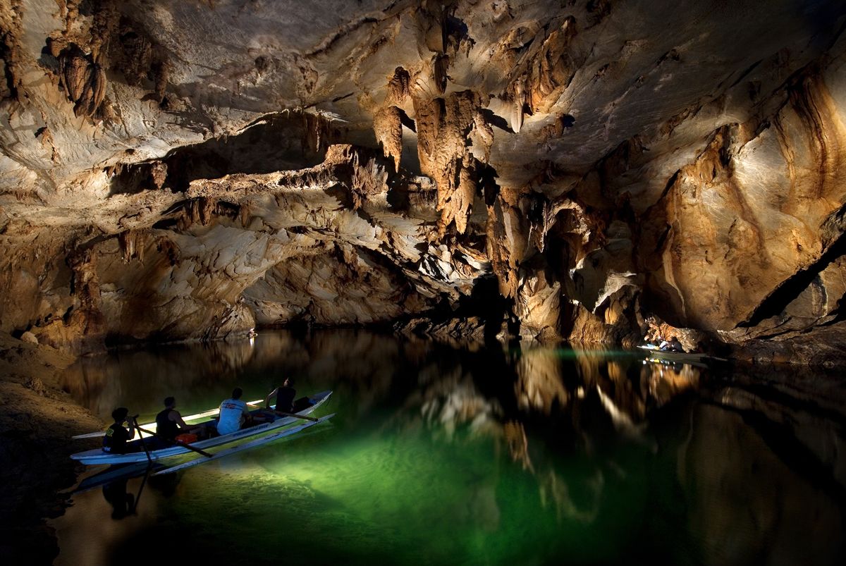 https://mdw-travel-data-us-east-1.s3.amazonaws.com/img/country/Malaysia/Puerto-Princesa-Subterranean-River-National-Park/img_02.jpg