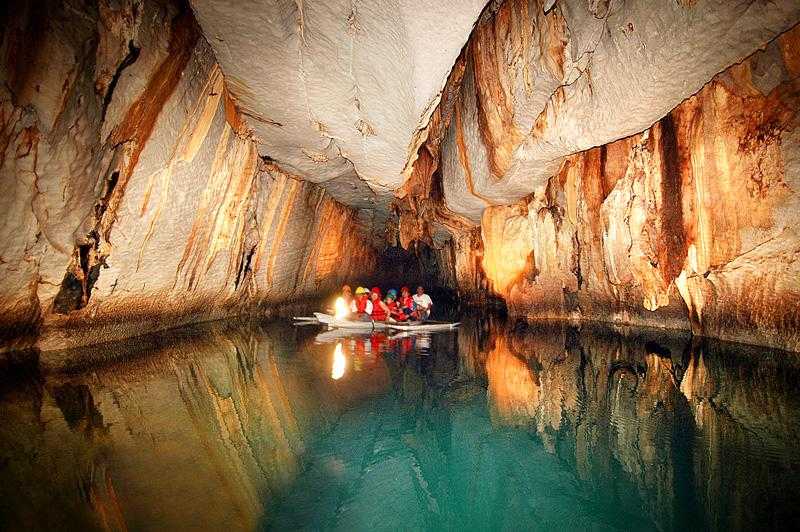 https://mdw-travel-data-us-east-1.s3.amazonaws.com/img/country/Malaysia/Puerto-Princesa-Subterranean-River-National-Park/img_03.jpg