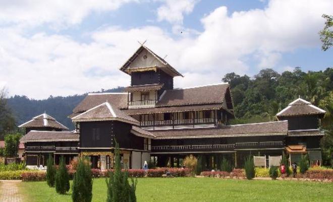 https://mdw-travel-data-us-east-1.s3.amazonaws.com/img/country/Malaysia/Pulau-Keladi-Cultural-Village/img_00.jpg