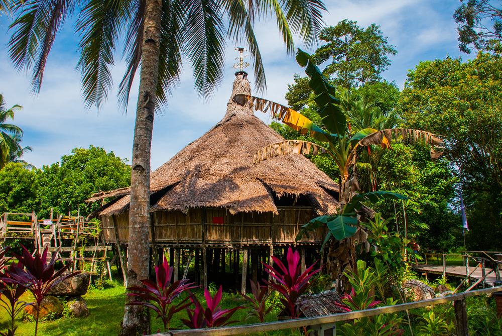 https://mdw-travel-data-us-east-1.s3.amazonaws.com/img/country/Malaysia/Pulau-Keladi-Cultural-Village/img_03.jpg
