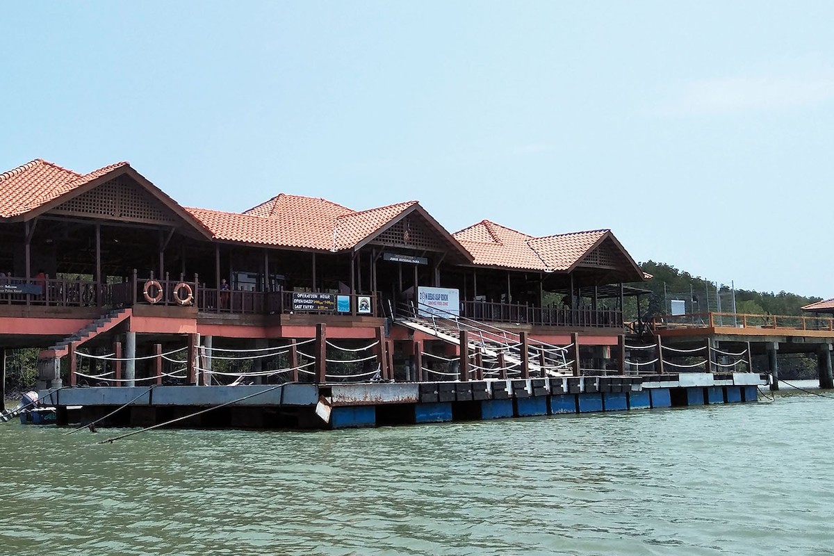 https://mdw-travel-data-us-east-1.s3.amazonaws.com/img/country/Malaysia/Pulau-Kukup-National-Park/img_00.jpg