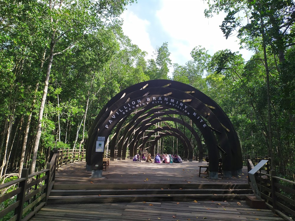 https://mdw-travel-data-us-east-1.s3.amazonaws.com/img/country/Malaysia/Pulau-Kukup-National-Park/img_01.jpg