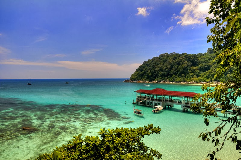 https://mdw-travel-data-us-east-1.s3.amazonaws.com/img/country/Malaysia/Pulau-Perhentian-Perhentian-Islands/img_01.jpg