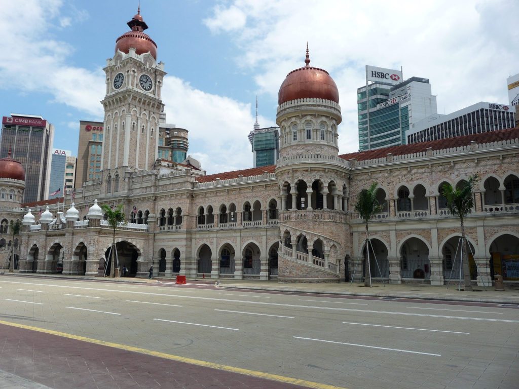 https://mdw-travel-data-us-east-1.s3.amazonaws.com/img/country/Malaysia/Raub-Square/img_03.jpg