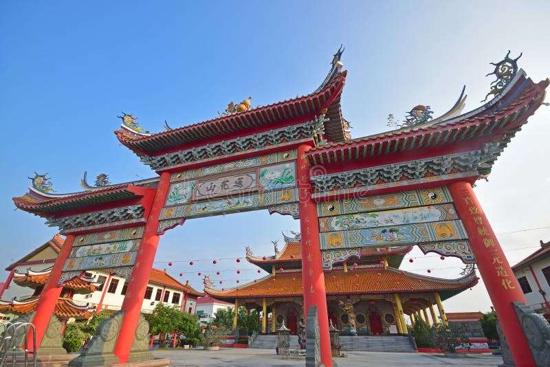 https://mdw-travel-data-us-east-1.s3.amazonaws.com/img/country/Malaysia/San-Ching-Tian-Temple/img_01.jpg