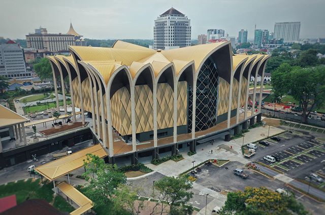 https://mdw-travel-data-us-east-1.s3.amazonaws.com/img/country/Malaysia/Sarawak-Museum/img_01.jpg