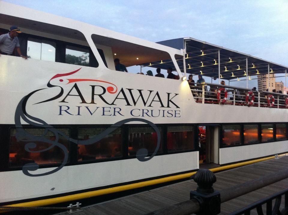 https://mdw-travel-data-us-east-1.s3.amazonaws.com/img/country/Malaysia/Sarawak-River-Cruise/img_02.jpg