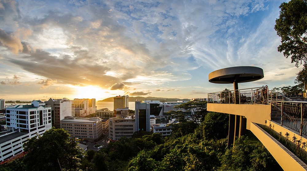 https://mdw-travel-data-us-east-1.s3.amazonaws.com/img/country/Malaysia/Signal-Hill-Observatory-Platform/img_03.jpg