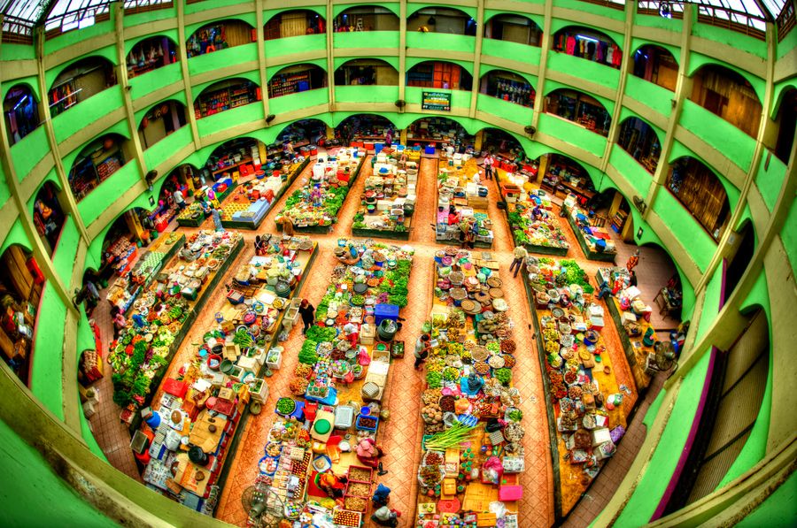 https://mdw-travel-data-us-east-1.s3.amazonaws.com/img/country/Malaysia/Siti-Khadijah-Market/img_05.jpg
