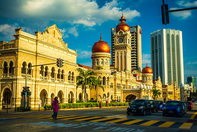 https://mdw-travel-data-us-east-1.s3.amazonaws.com/img/country/Malaysia/Sultan-Abdul-Samad-Building/img_01.jpg