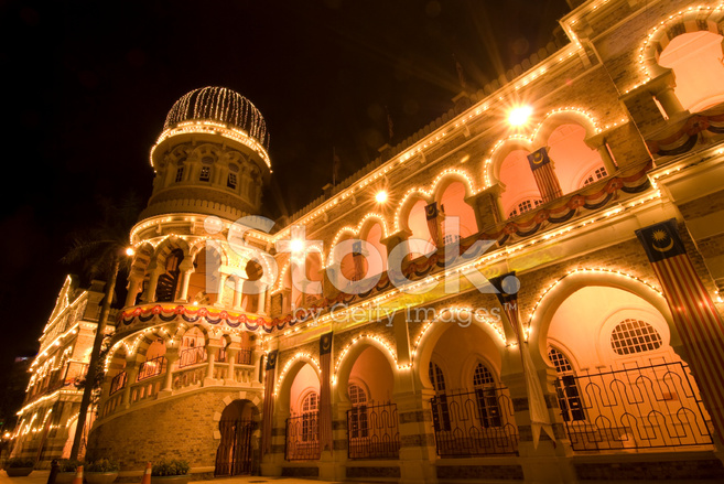 https://mdw-travel-data-us-east-1.s3.amazonaws.com/img/country/Malaysia/Sultan-Abdul-Samad-Building/img_02.jpg