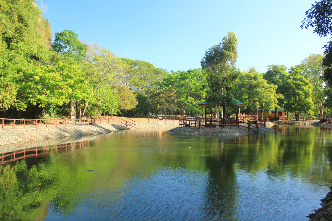 https://mdw-travel-data-us-east-1.s3.amazonaws.com/img/country/Malaysia/Taman-Rekreasi-Gunung-Angsi/img_02.jpg