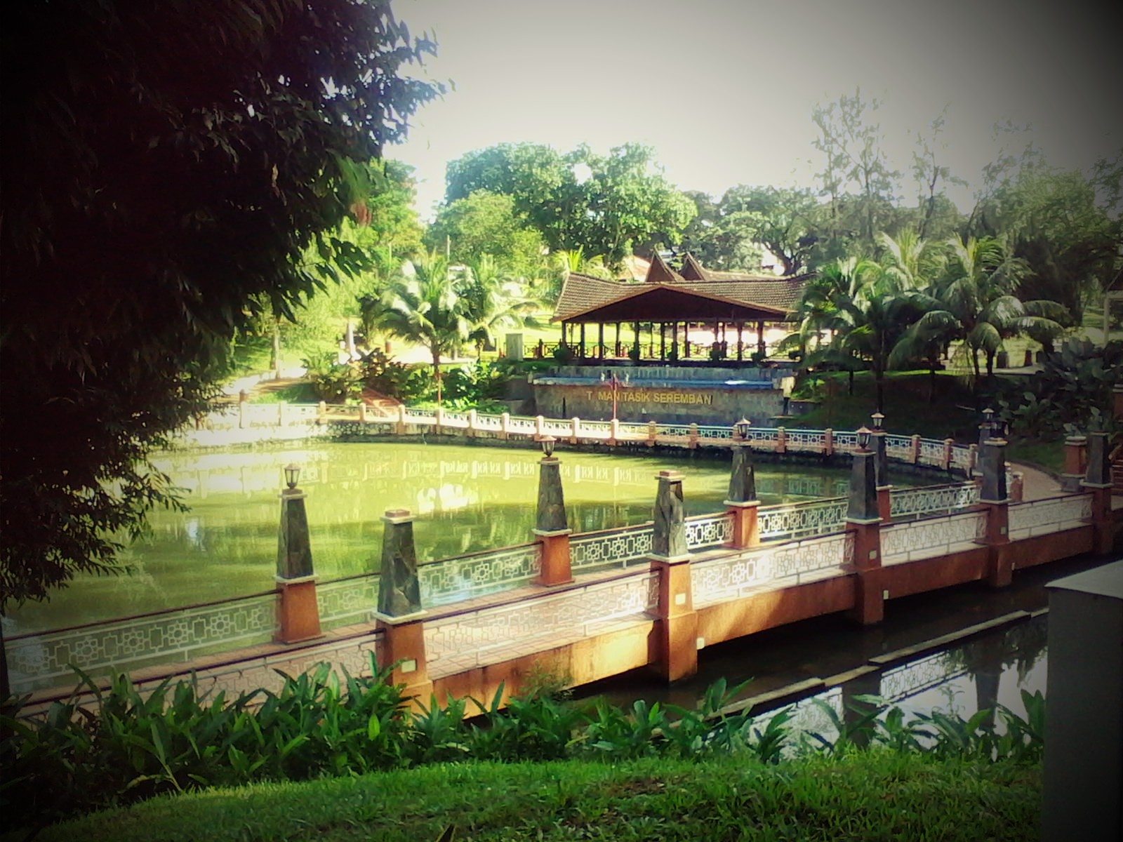 https://mdw-travel-data-us-east-1.s3.amazonaws.com/img/country/Malaysia/Taman-Tasik-Seremban/img_03.jpg