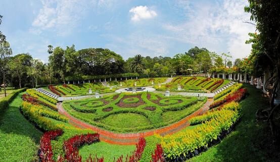 https://mdw-travel-data-us-east-1.s3.amazonaws.com/img/country/Malaysia/Taman-Tasik-Seremban/img_04.jpg