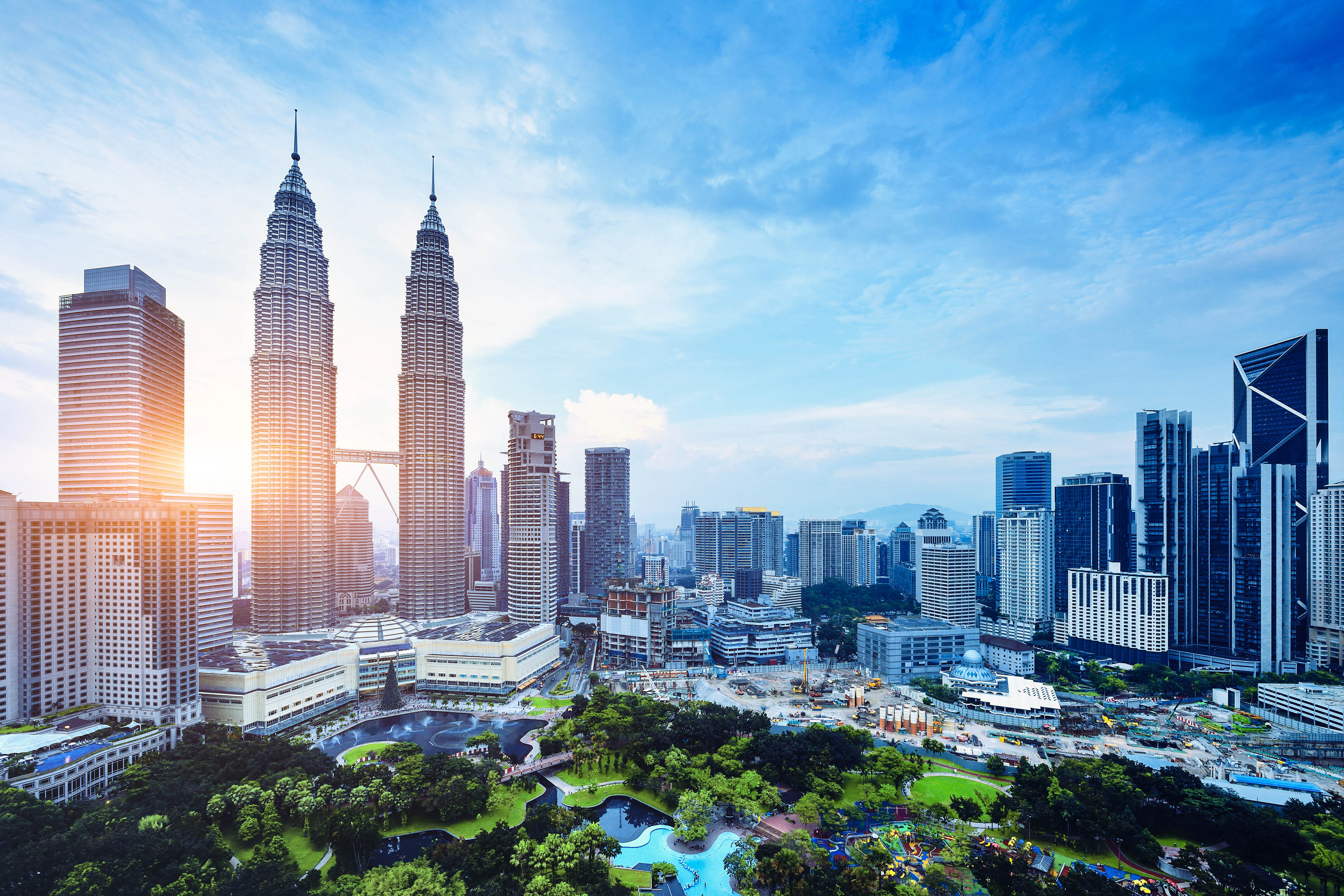 https://mdw-travel-data-us-east-1.s3.amazonaws.com/img/country/Malaysia/Tamun-Muhibbah/img_01.jpg