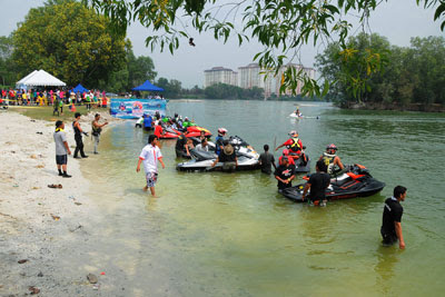 https://mdw-travel-data-us-east-1.s3.amazonaws.com/img/country/Malaysia/Tasik-Biru-Kundang/img_01.jpg