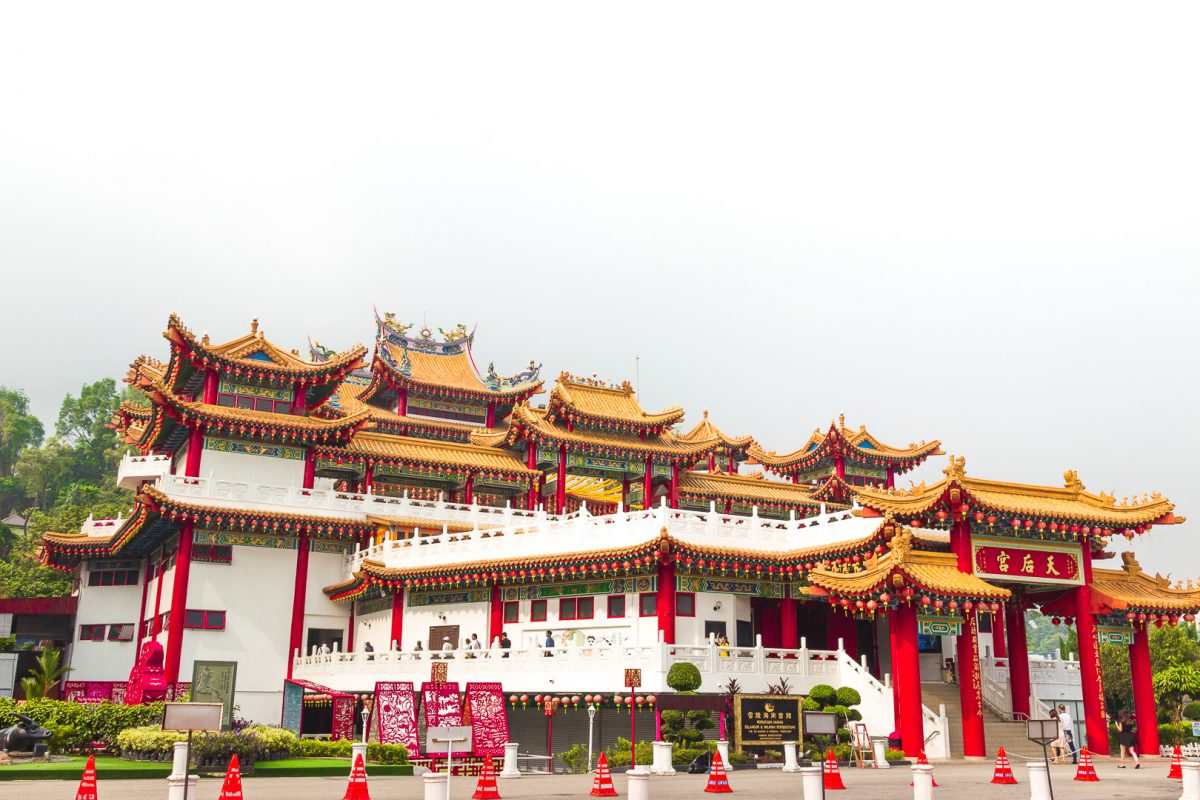 https://mdw-travel-data-us-east-1.s3.amazonaws.com/img/country/Malaysia/Thean-Hou-Temple/img_00.jpg