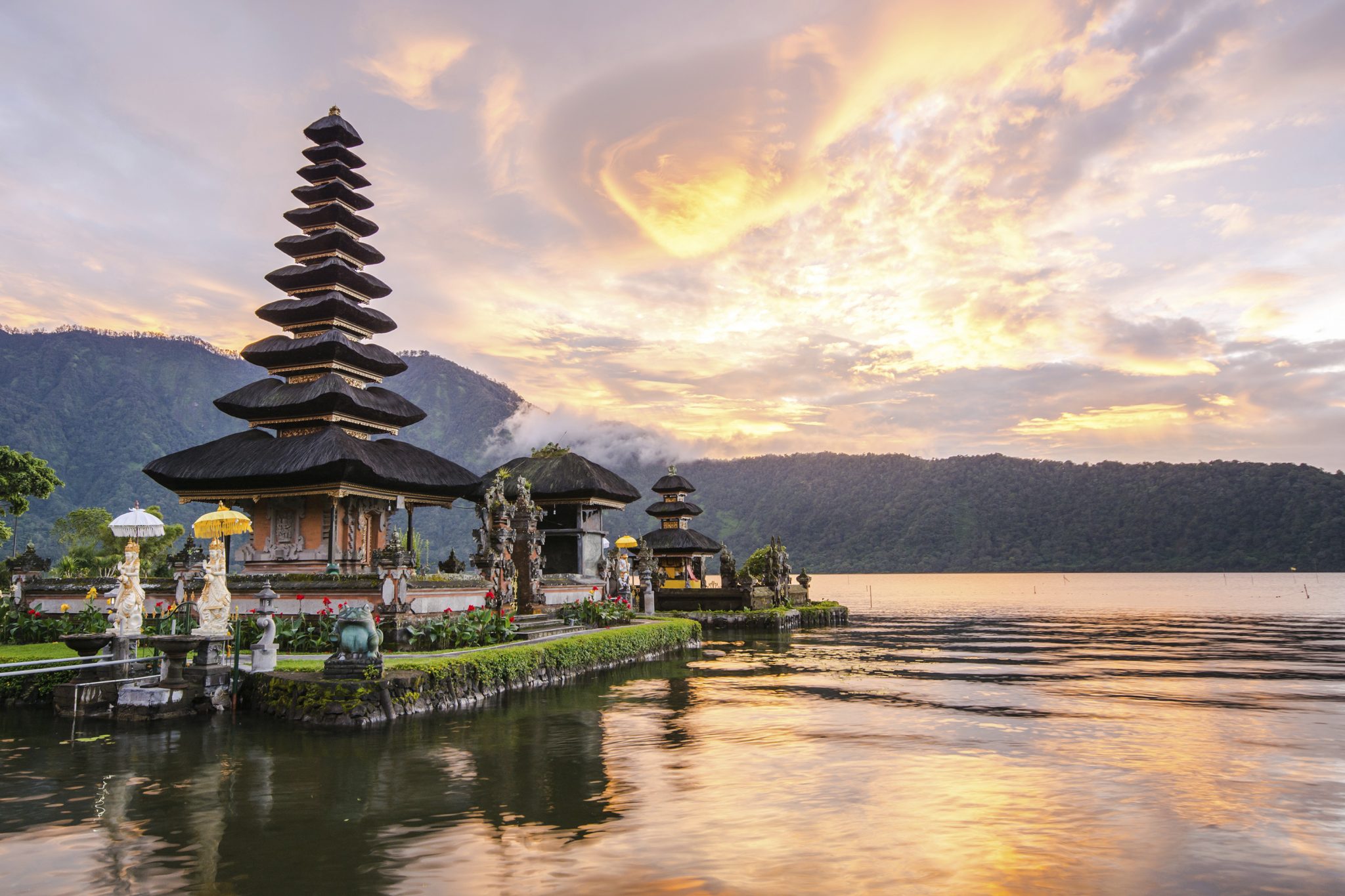 https://mdw-travel-data-us-east-1.s3.amazonaws.com/img/country/Malaysia/Tongkat-Jelutong/img_01.jpg