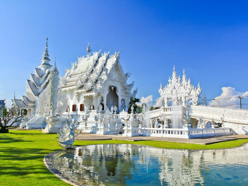 https://mdw-travel-data-us-east-1.s3.amazonaws.com/img/country/Malaysia/Wah-Kong-Temple/img_03.jpg